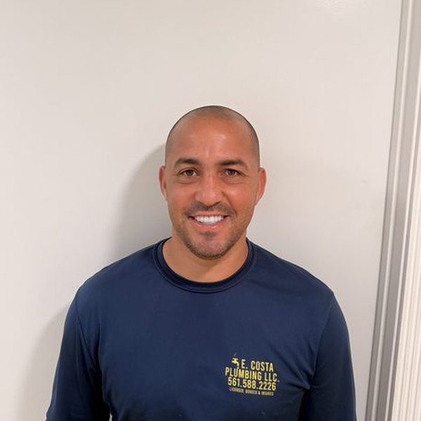 Jeans Fernandez — E. Costa Plumbing & Gas team member