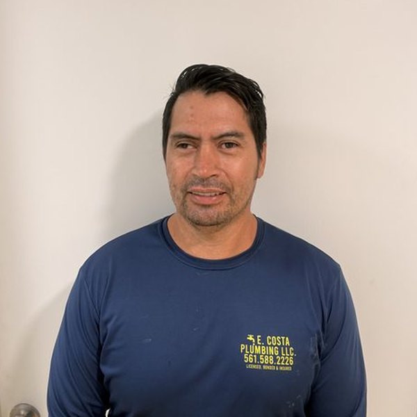 Juan C. Arnez — E. Costa Plumbing & Gas team member